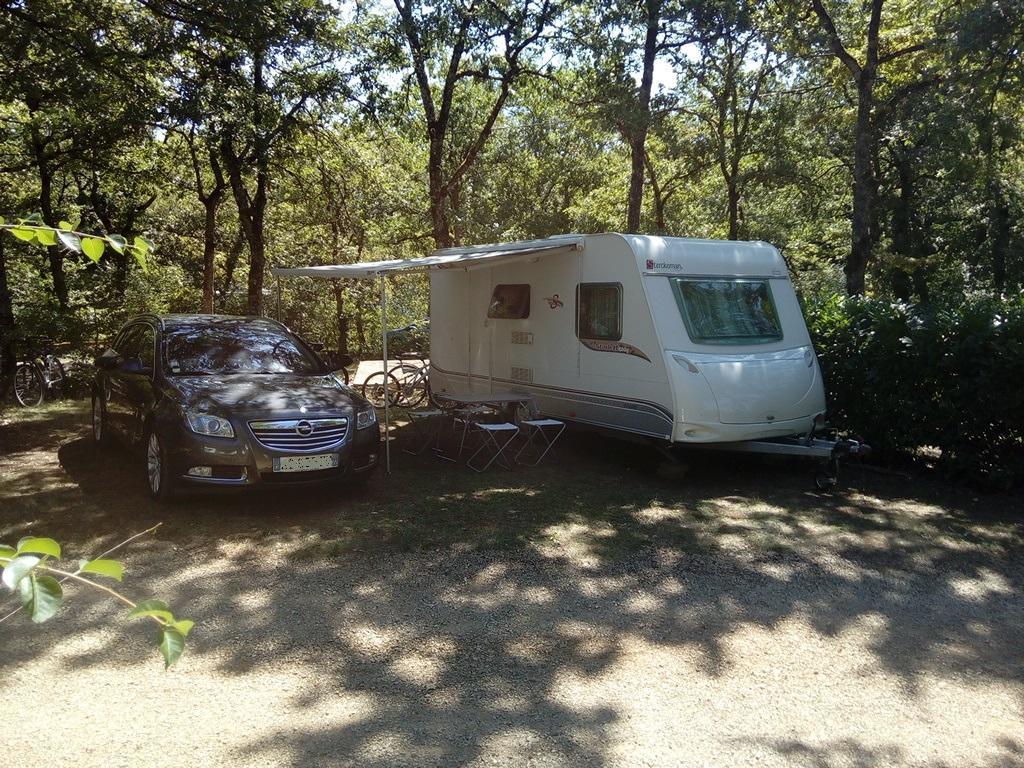 Camping Au Bois Dormant Hotel Chauffour-sur-Vell Exterior foto